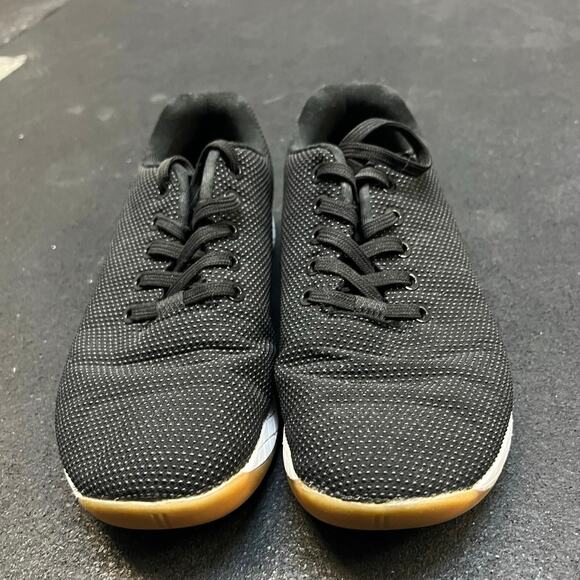 Black White Gum Trainer - Picture 2 of 3